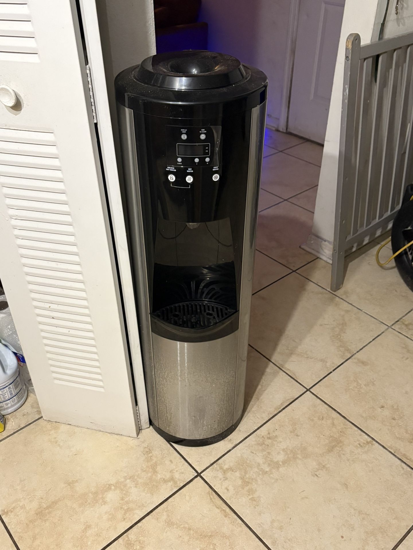 Water Hot/cold Dispenser