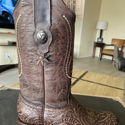 Tombstone Boots 