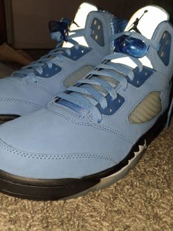 Air Jordan 5 Retro SE University Blue