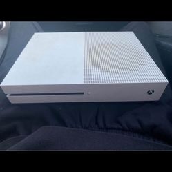 Xbox One S With Cords And Controller 