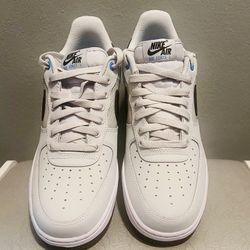 Nike Air Force 1    Mens Size 7.5