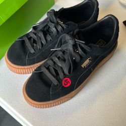 Black Suede Puma With Rubber Sole