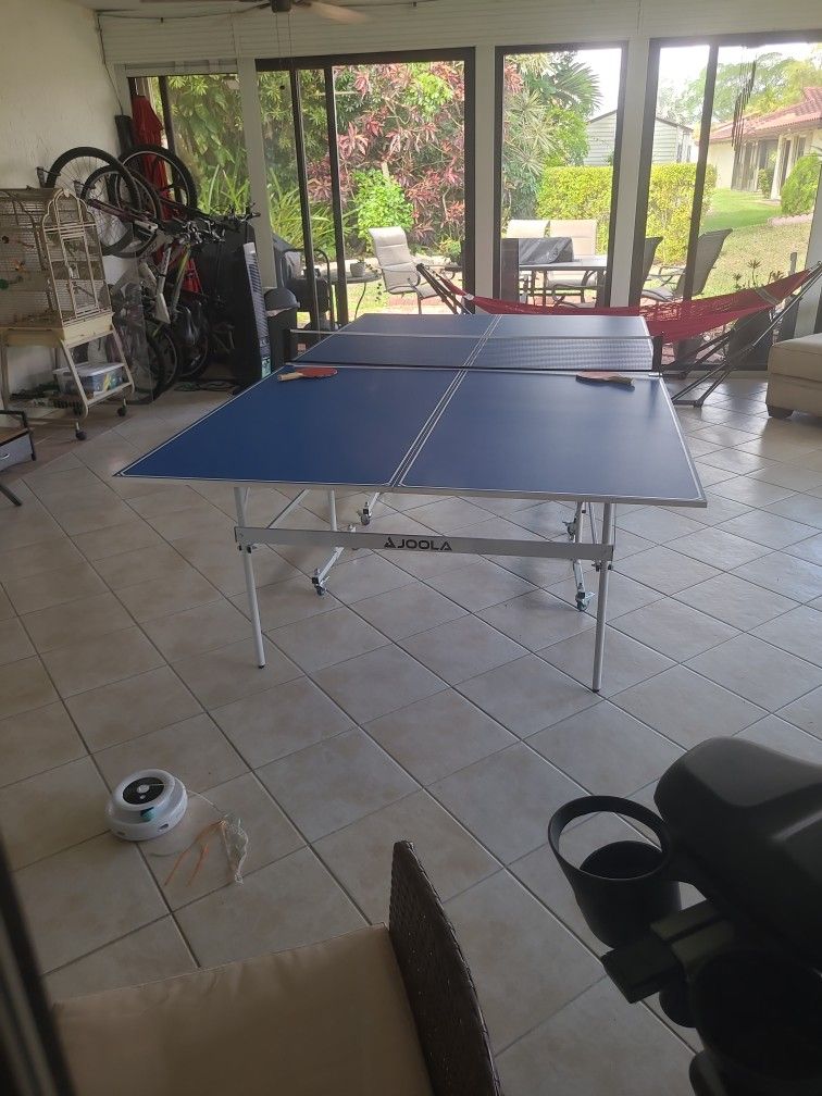 Joola Ping Pong Table
