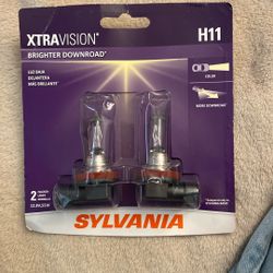 H11 headlight bulbs