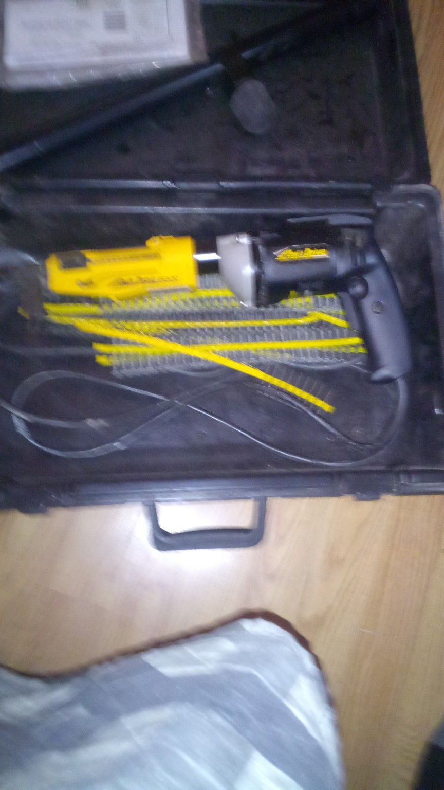 Automatic Drywall Screw Gun