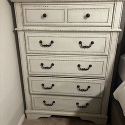 Blendon 5-Drawer Storage Chest 