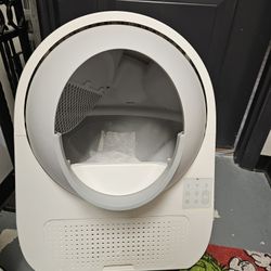 Catlink Litter Box.