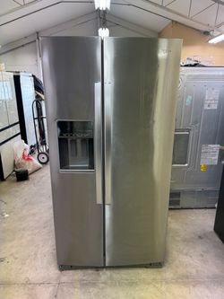 Whirlpool Refrigerator