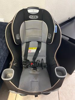 Graco Extend2Fit Convertible Car Seat
