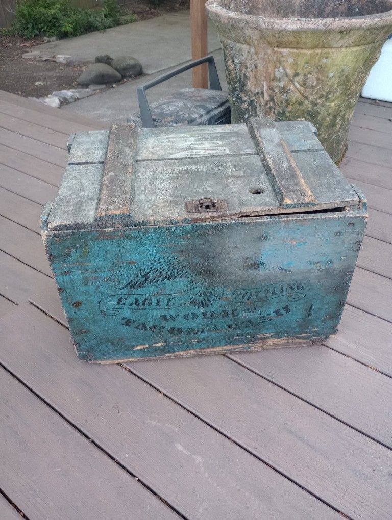 Antique Eagle Bottling Works Tacoma Wa Wooden Crate / Box