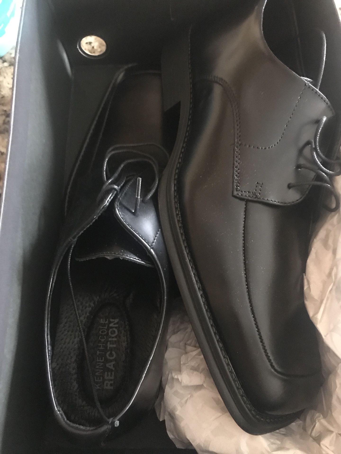 Kenneth Cole dress shoes