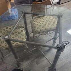 Dining Table 2 Chairs