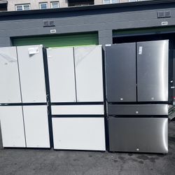  Samsung Bespoke 23 cu. ft. Counter Depth 4-Door French Door Smart Refrigerator in White Glass with Beverage Center 