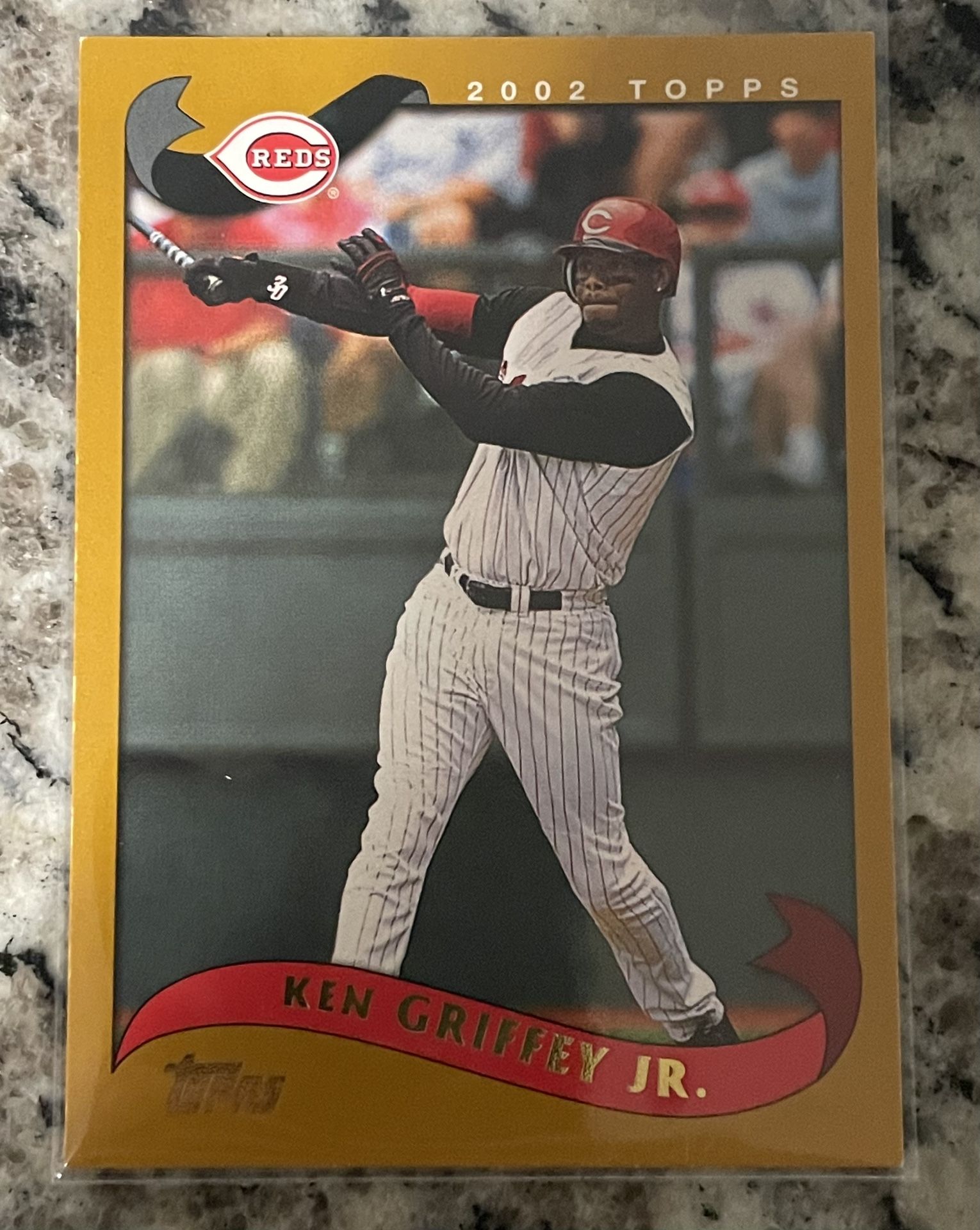 Ken Griffey Jr. 2002 Topps Card #550