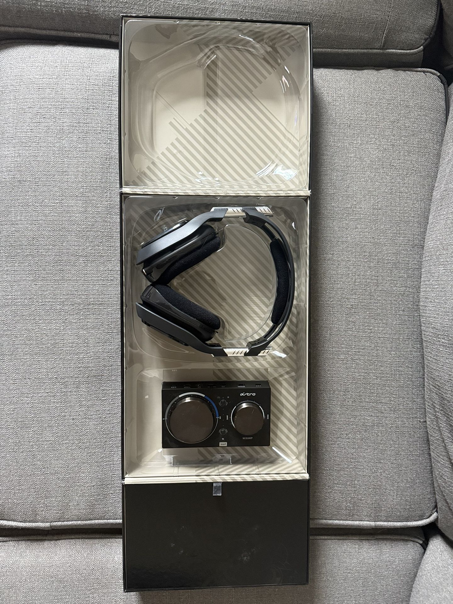 Astro A40 TR + Mixamp Gaming Headset