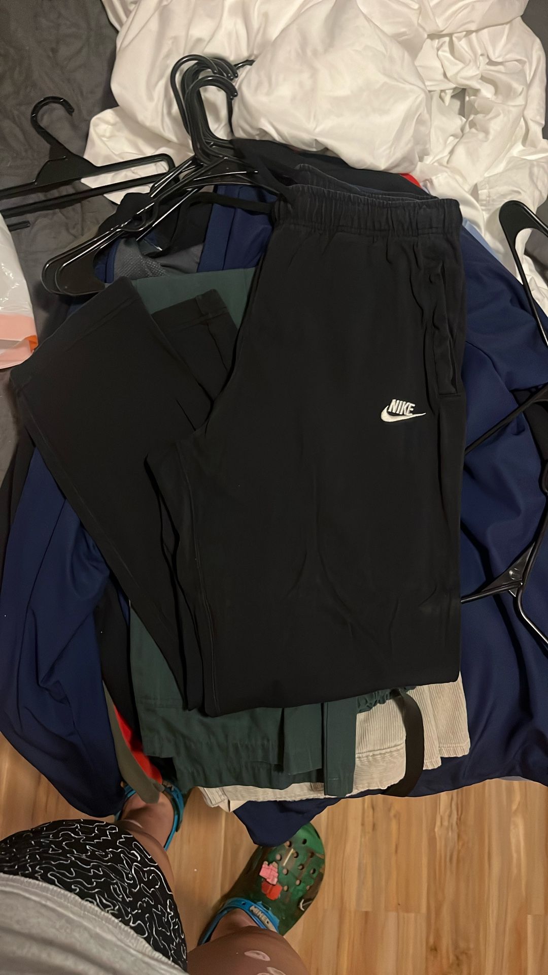 nike joggers