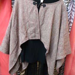 Poncho (One Size)
