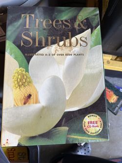 Trees & Shrubs: Illustrated A-Z of Over 8500 Plants