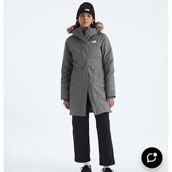 North Face 550 good condition authentic 75 bucks large