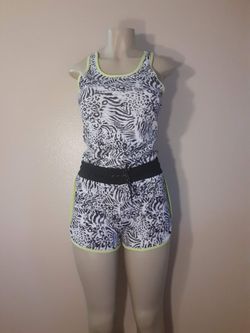 Short Set  sz. S, M, L & XL