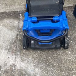 Lawnmower 