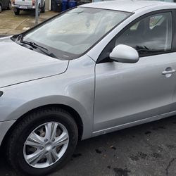 2010 Hyundai Elantra Touring 