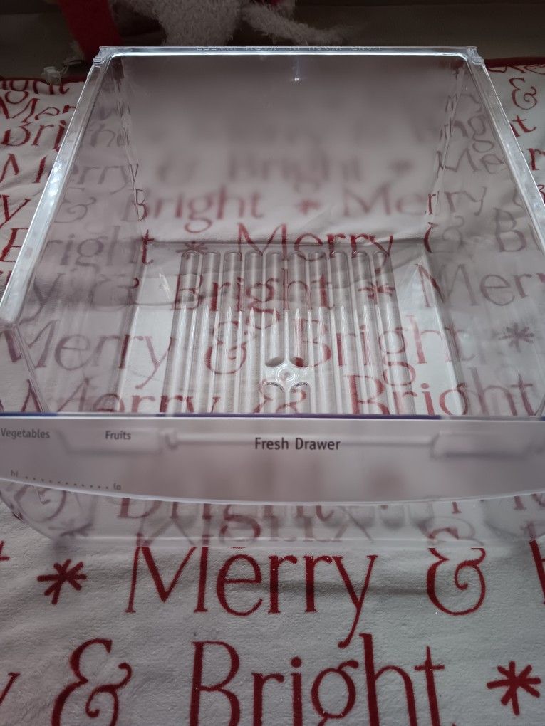 Frigidaire Drawer for Fruits and Veggies