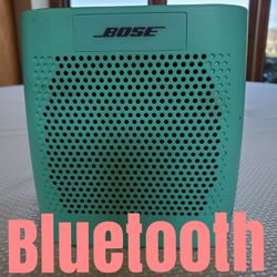Bose SoundLink Bluetooth Agua Blue Portable Speaker 