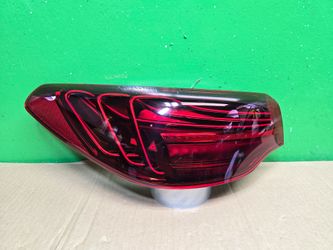 M4 2021 2022 2023 2024 2025 taillight