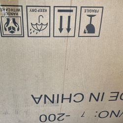 New Dog House In Box 