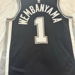 Victor Wembanyama Nike Icon Spurs Jersey Mens XL $80