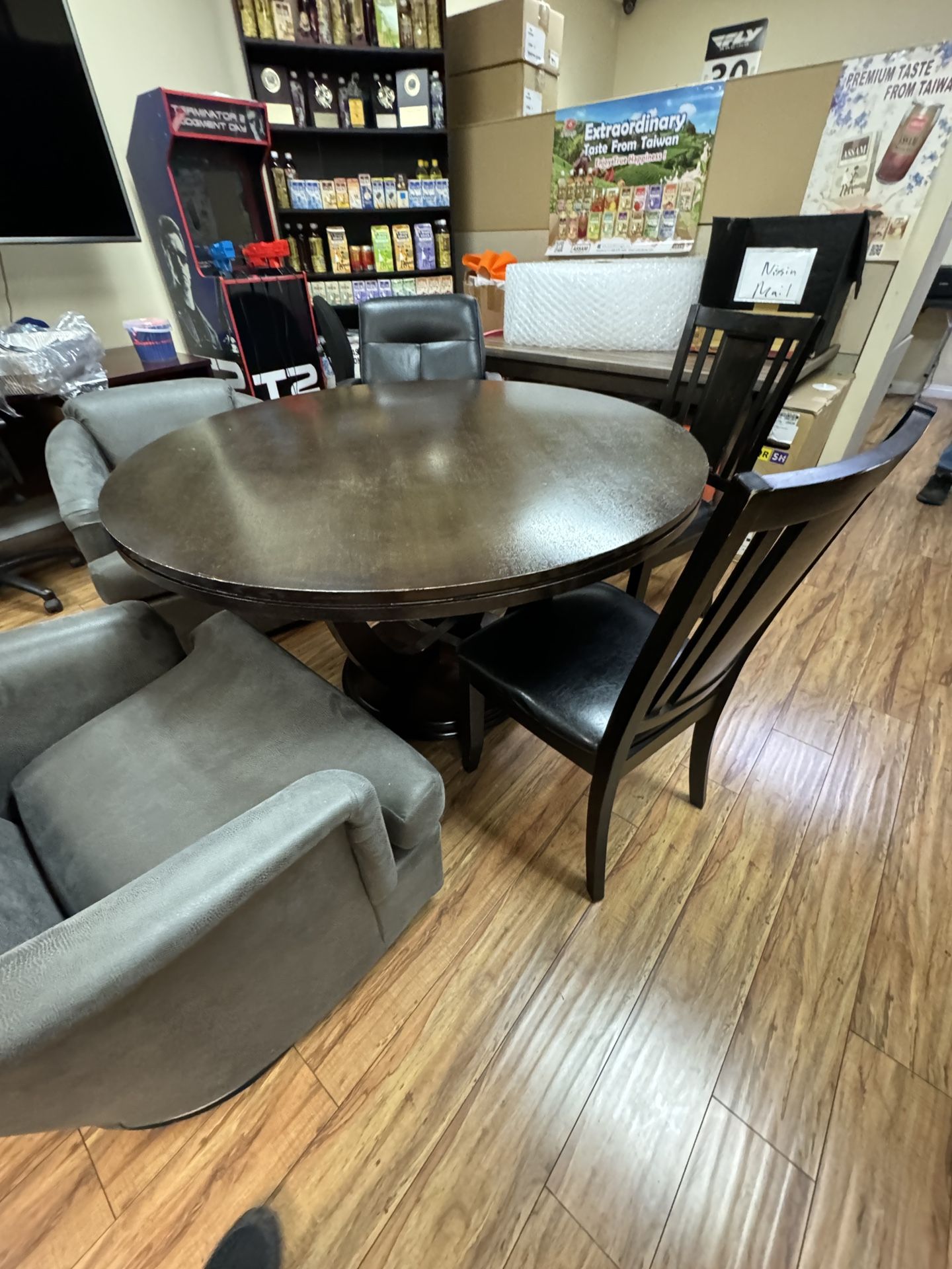 Dinning Table 54 Inch