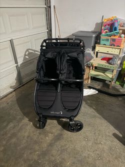 Baby Jogger Double Stroller – Black – Double Canopies + Storage