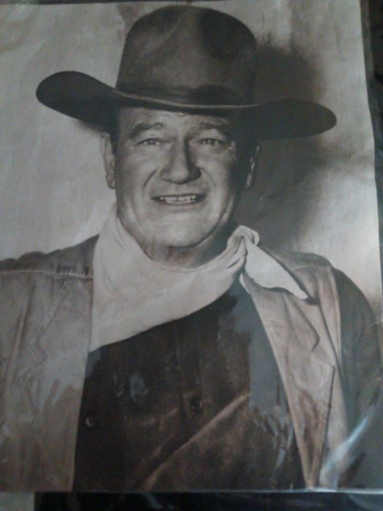 Classic Jhone Wayne Collectible Like New