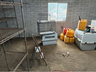 Dog kennels