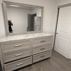 Dresser w/ Mirror & Nightstand