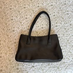 Black Purse 