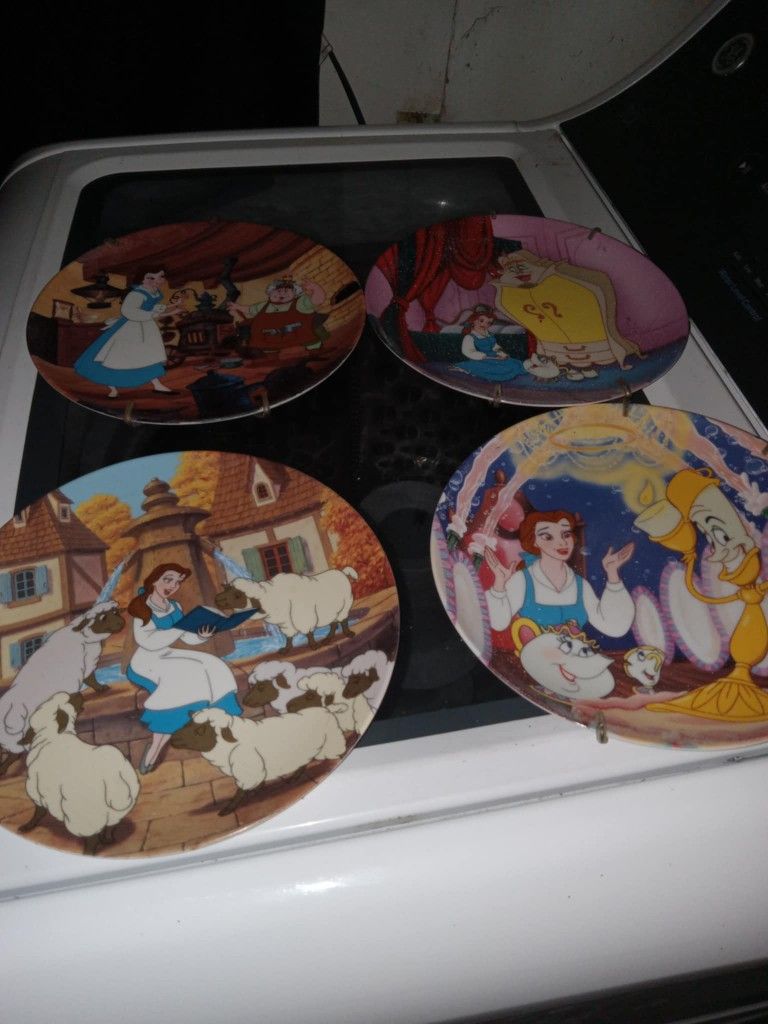 Vintage 1993-4 Disney Knowles Limited Edition Set Of 4 Plates