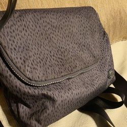 Lululemon Crossbody Bag Shoulder Bag Handbag Purse Tote 10" X 9" X 6"