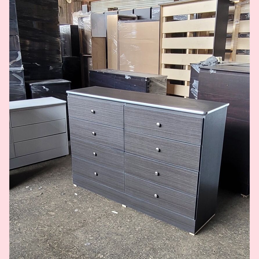 8 Drawer Dresser