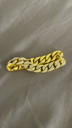 iced out cuban link bracelet