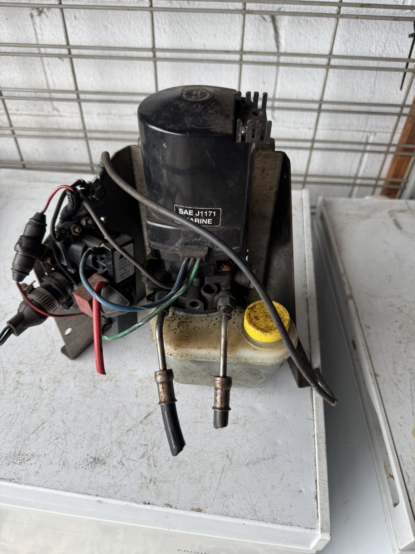 Brava 3 Trim Pump