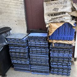 Gladiator Garage Floor Tiles – 215 sq ft – Blue/Gray – Interlocking