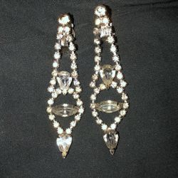 Rhinestone Dangle Drop Clip-on Earrings