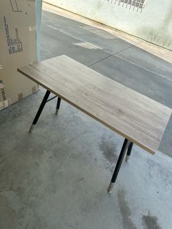 Office Desk / Computer desk