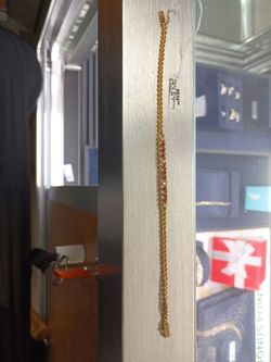 14k Gold bracelet 6inch