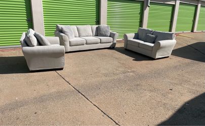 Free Delivery - Modern Light Grey Couch Set