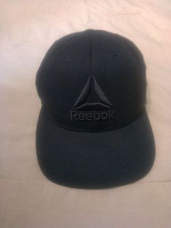 Blue Reebok Unisex Snapback Cap Mesh Trucker Embroidered. Adjustable.