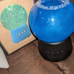 Bluetooth Speaker - Chinese LED Glitter Water Globe 