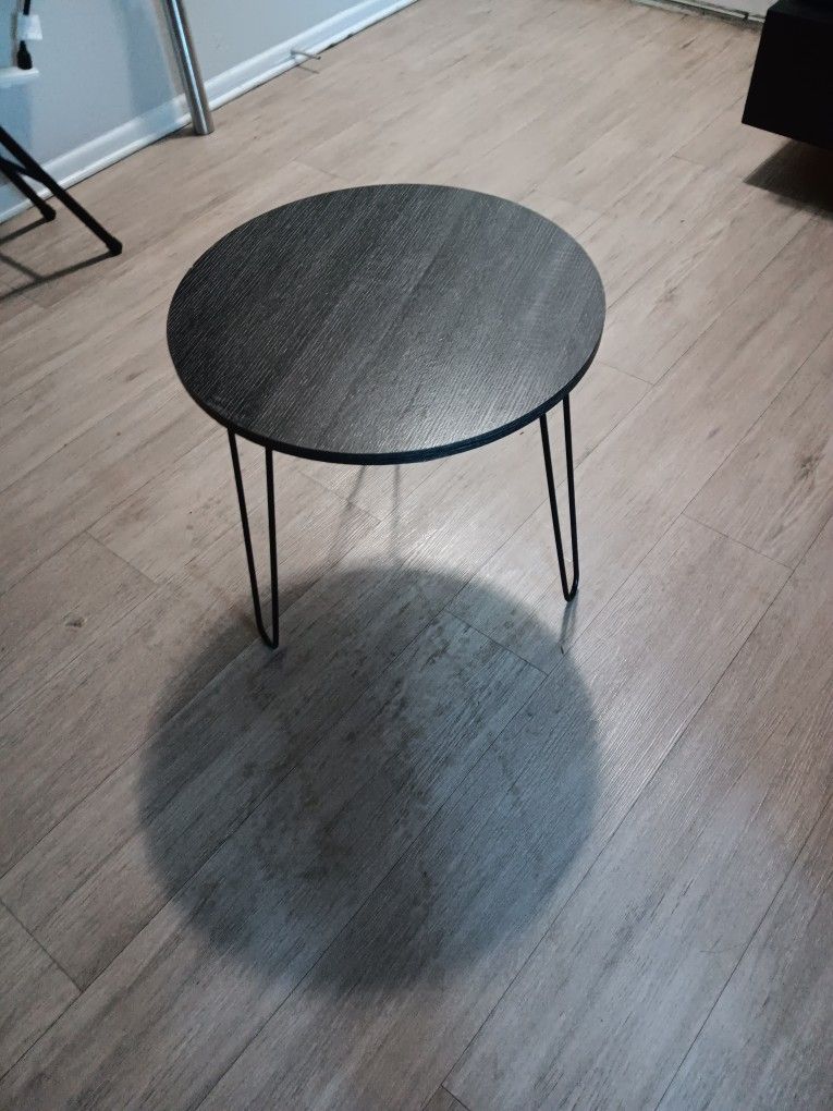 Coffee Table Very Light
